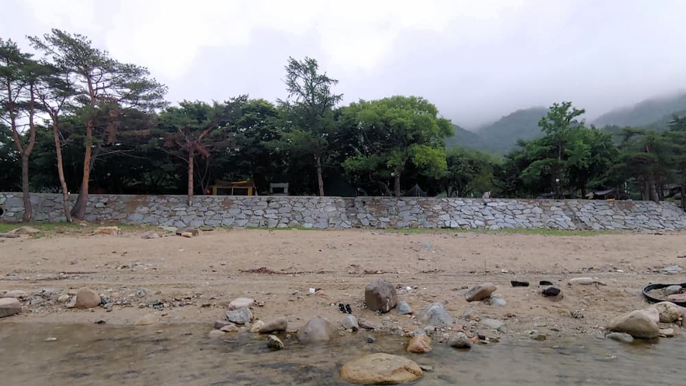 구만동 계곡 오토캠핑장 전경